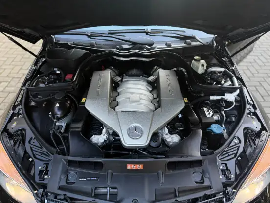 MERCEDES-BENZ-C 63 AMG-6.3 SEDAN V8 GASOLINA 4P AUTOMATICO MERCEDES-BENZ-C 63 AMG-2010