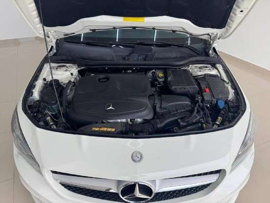 MERCEDES-BENZ-CLA 200-1.6 URBAN 16V GASOLINA 4P AUTOMÁTICO MERCEDES-BENZ-CLA 200-2014