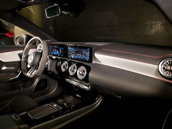 MERCEDES-BENZ-CLA 45 AMG-2.0 CGI GASOLINA S 4MATIC SPEEDSHIFT MERCEDES-BENZ-CLA 45 AMG-2025