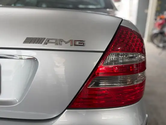 MERCEDES-BENZ-E 350-3.5 AVANTGARDE V6 GASOLINA 4P AUTOMÁTICO MERCEDES-BENZ-E 350-2005