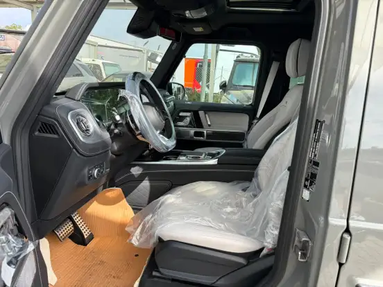 MERCEDES-BENZ-G 63 AMG-2027