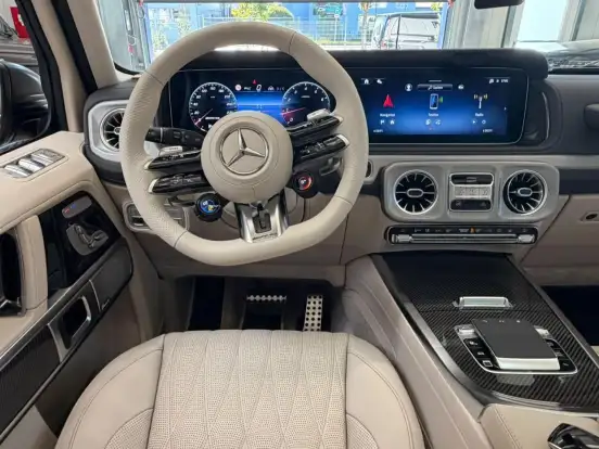 MERCEDES-BENZ-G 63 AMG-2027