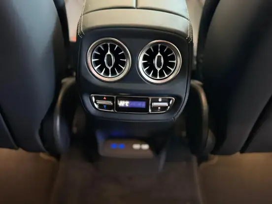 MERCEDES-BENZ-G 63 AMG-2027