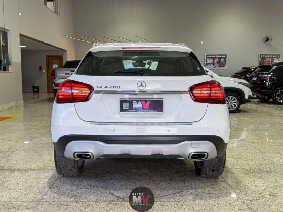 MERCEDES-BENZ-GLA 200-1.6 CGI FLEX ADVANCE 7G-DCT MERCEDES-BENZ-GLA 200-2019