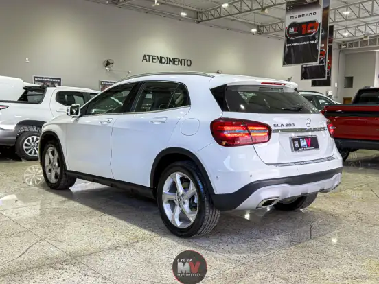 MERCEDES-BENZ-GLA 200-1.6 CGI FLEX ADVANCE 7G-DCT MERCEDES-BENZ-GLA 200-2019