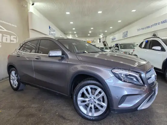 MERCEDES-BENZ-GLA 200-1.6 CGI STYLE 16V TURBO FLEX 4P AUTOMÁTICO MERCEDES-BENZ-GLA 200-2015