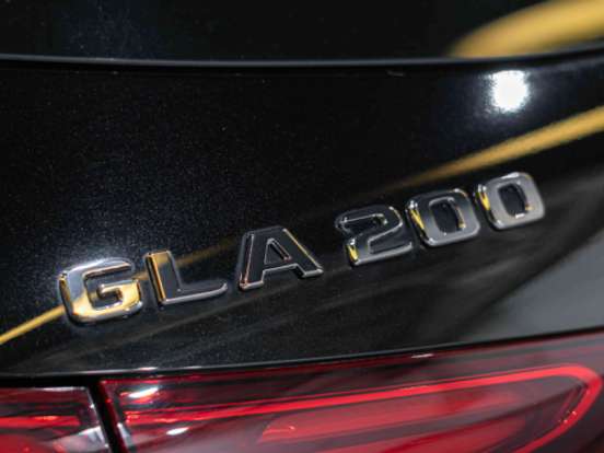 MERCEDES-BENZ-GLA 200-1.3 MHEV AMG LINE 7G-DCT MERCEDES-BENZ-GLA 200-2025