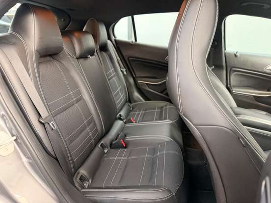 MERCEDES-BENZ-GLA 200-2014