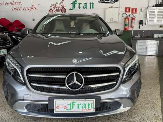 MERCEDES-BENZ-GLA 200-1.6 CGI ADVANCE 16V TURBO FLEX 4P AUTOMÁTICO MERCEDES-BENZ-GLA 200-2017