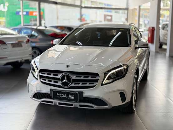 MERCEDES-BENZ-GLA 200-1.6 CGI FLEX ADVANCE 7G-DCT MERCEDES-BENZ-GLA 200-2018