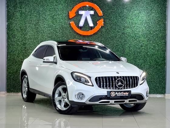 MERCEDES-BENZ GLA 200 1.6 CGI FLEX ENDURO 7G-DCT