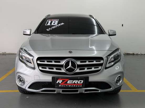 MERCEDES-BENZ-GLA 200-2017