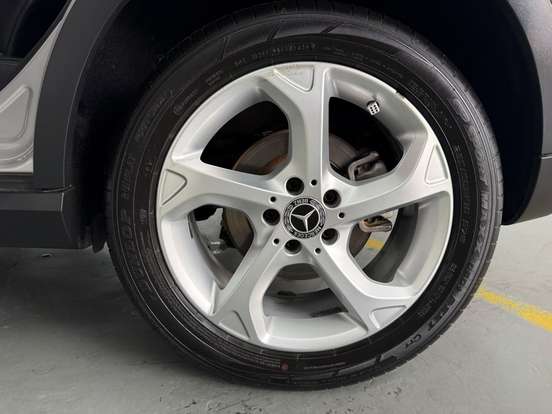 MERCEDES-BENZ-GLA 200-2017