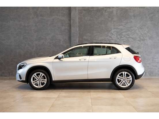 MERCEDES-BENZ-GLA 200-1.6 CGI FLEX STYLE 7G-DCT MERCEDES-BENZ-GLA 200-2018