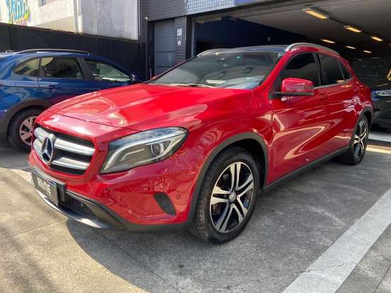 MERCEDES-BENZ-GLA 200-1.6 CGI VISION 16V TURBO FLEX 4P AUTOMÁTICO MERCEDES-BENZ-GLA 200-2015