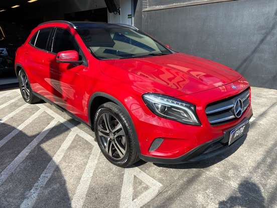MERCEDES-BENZ-GLA 200-1.6 CGI VISION 16V TURBO FLEX 4P AUTOMÁTICO MERCEDES-BENZ-GLA 200-2015