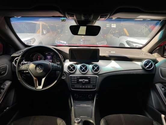 MERCEDES-BENZ-GLA 200-1.6 CGI VISION 16V TURBO FLEX 4P AUTOMÁTICO MERCEDES-BENZ-GLA 200-2015