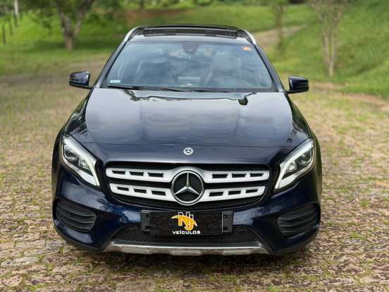 MERCEDES-BENZ-GLA 250-2018