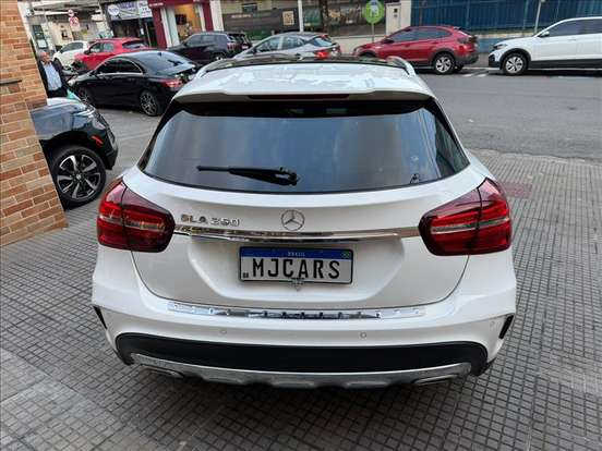 MERCEDES-BENZ-GLA 250-2.0 CGI GASOLINA SPORT 7G-DCT MERCEDES-BENZ-GLA 250-2018