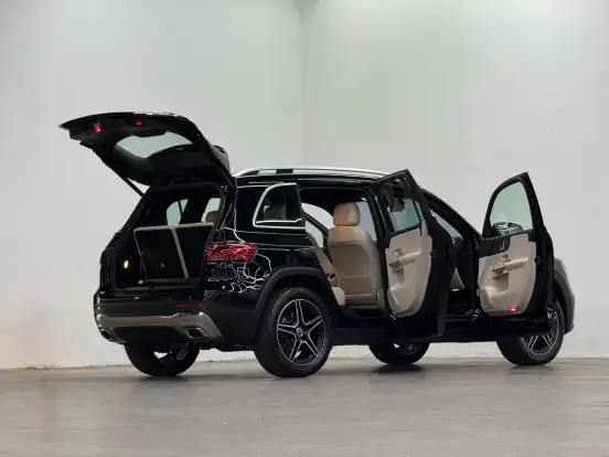 MERCEDES-BENZ-GLB 200-2022