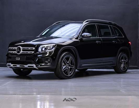 MERCEDES-BENZ-GLB 200-2023