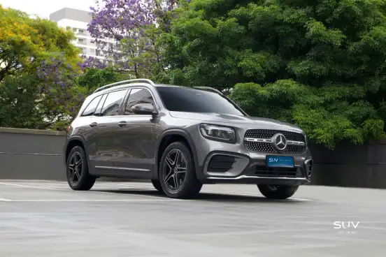 MERCEDES-BENZ-GLB 220-2025