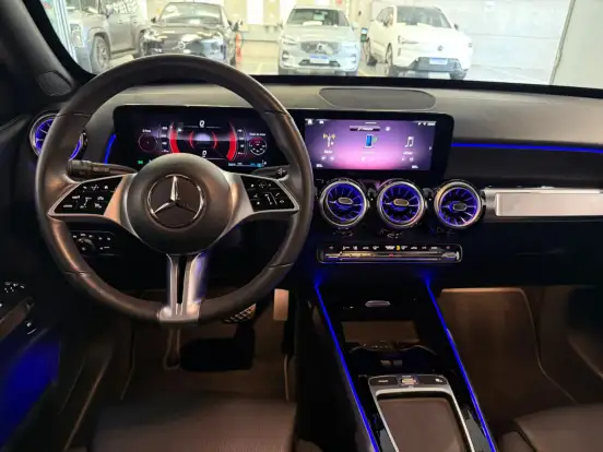 MERCEDES-BENZ-GLB 220-2.0 MHEV PROGRESSIVE 4MATIC 8G-DCT MERCEDES-BENZ-GLB 220-2024
