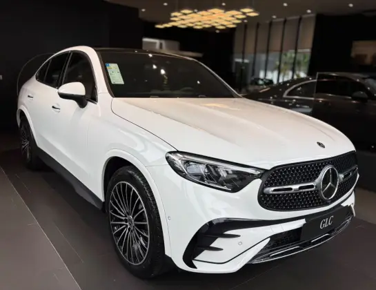 MERCEDES-BENZ GLC 300 2.0 MHEV AMG LINE COUPÉ 4MATIC 9G-TRONIC