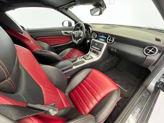 MERCEDES-BENZ-SLC 300-2018
