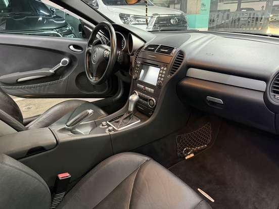 MERCEDES-BENZ-SLK 200-2006