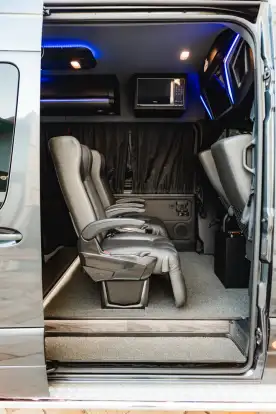 MERCEDES-BENZ-SPRINTER-2023