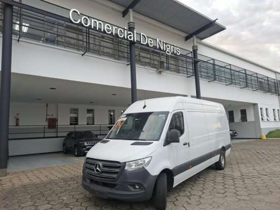 MERCEDES-BENZ-SPRINTER-2023