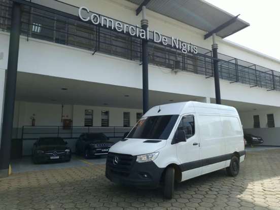 MERCEDES-BENZ-SPRINTER-2023