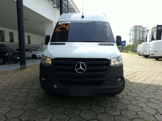 MERCEDES-BENZ-SPRINTER-2023