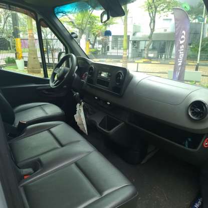 MERCEDES-BENZ-SPRINTER-2021