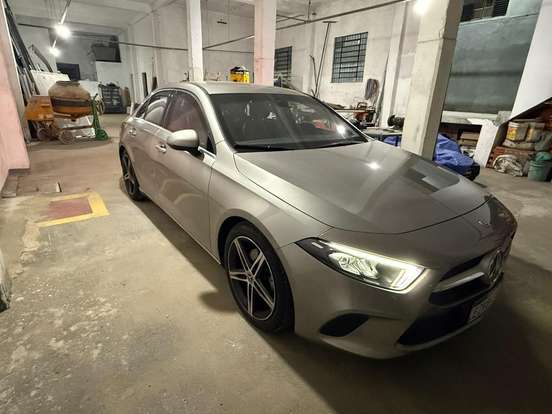 MERCEDES-BENZ-A 200-2020