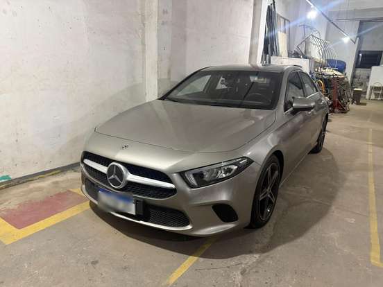 MERCEDES-BENZ-A 200-2020