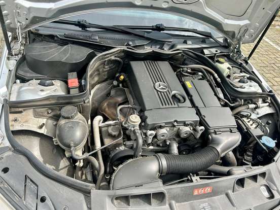 MERCEDES-BENZ-C 200 K-1.8 AVANTGARDE KOMPRESSOR GASOLINA 4P AUTOMÁTICO MERCEDES-BENZ-C 200 K-2009