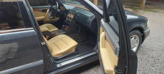 MERCEDES-BENZ-C 220-2.0 CLASSIC GASOLINA 4P AUTOMÁTICO MERCEDES-BENZ-C 220-1993