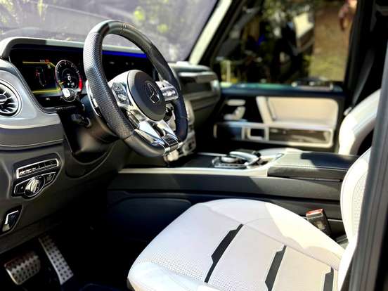 MERCEDES-BENZ-G 63 AMG-4.0 V8 TURBO GASOLINA 4MATIC SPEEDSHIFT MERCEDES-BENZ-G 63 AMG-2024