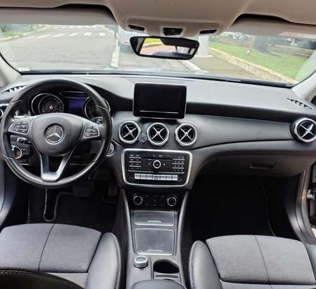 MERCEDES-BENZ-GLA 200-1.6 CGI FLEX STYLE 7G-DCT MERCEDES-BENZ-GLA 200-2018
