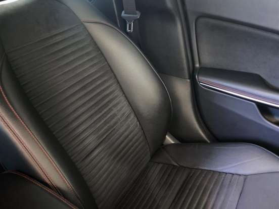 MERCEDES-BENZ-GLA 250-2.0 16V TURBO GASOLINA SPORT 4P AUTOMÁTICO MERCEDES-BENZ-GLA 250-2015