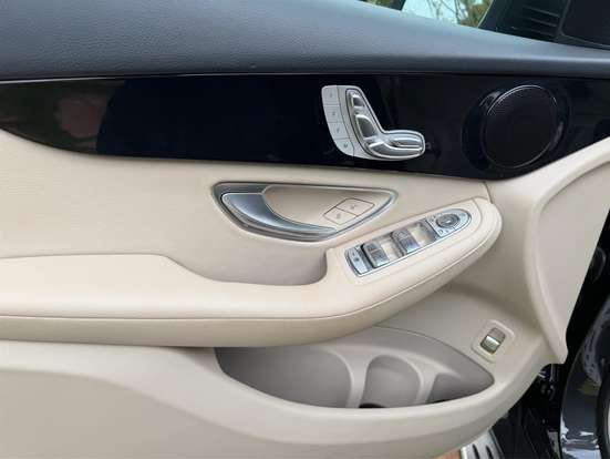 MERCEDES-BENZ-GLC 220d-2.0 TURBO DIESEL OFF-ROAD 9G-TRONIC MERCEDES-BENZ-GLC 220d-2022