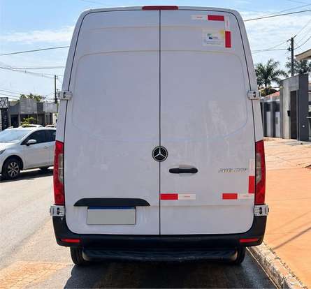MERCEDES-BENZ-SPRINTER-2021