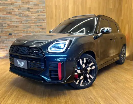 MINI-COUNTRYMAN-2024