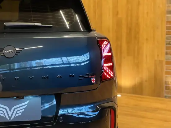 MINI-COUNTRYMAN-2.0 16V TWINPOWER TURBO GASOLINA JOHN COOPER WORKS ALL4 STEPTRONIC MINI-COUNTRYMAN-2024