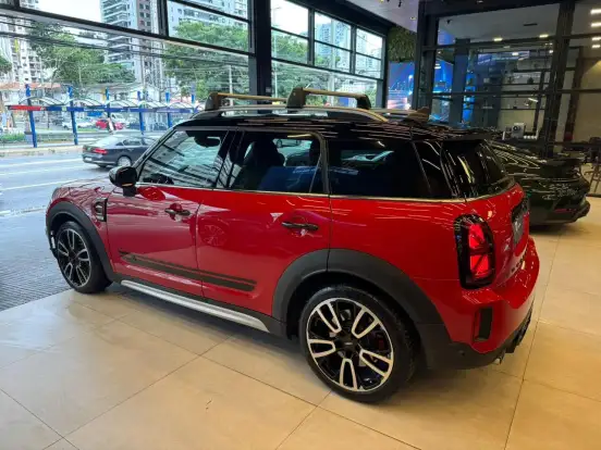 MINI-COUNTRYMAN-2022