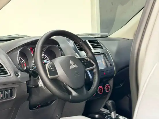 MITSUBISHI-ASX-2.0 4X4 AWD 16V GASOLINA 4P AUTOMÁTICO MITSUBISHI-ASX-2015