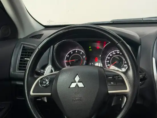 MITSUBISHI-ASX-2.0 4X4 AWD 16V GASOLINA 4P AUTOMÁTICO MITSUBISHI-ASX-2014