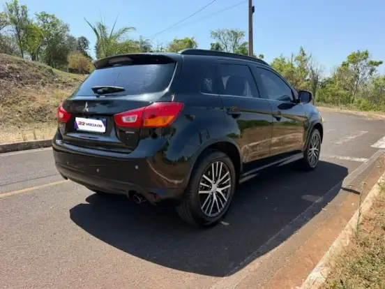 MITSUBISHI-ASX-2.0 AWD 16V FLEX 4P AUTOMÁTICO MITSUBISHI-ASX-2017
